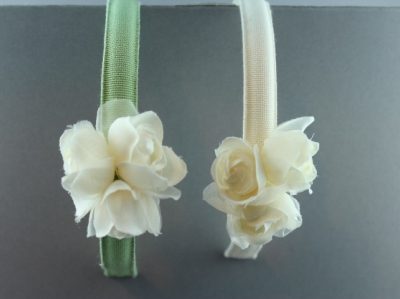 Cerchietto con 3 boccioli di gardenia BSC-627