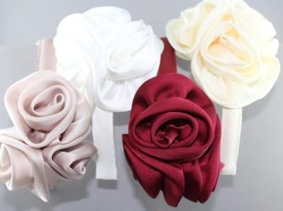 Cerchietto con 3 rose in raso BSC-520