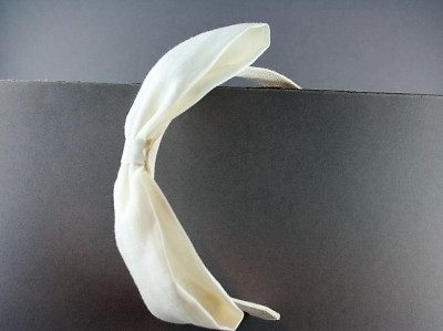 Cerchietto in lino con fiocco BLC-731