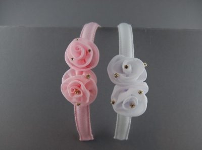 Cerchietto con 2 roselline in voile con brillantini BSC-606