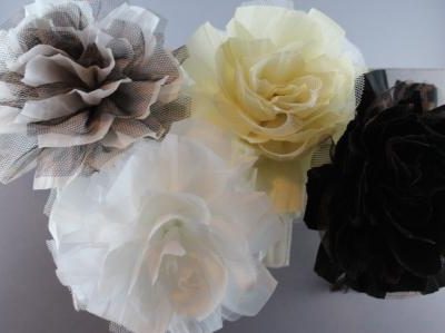 Cerchietto con fiore in tessuto e tulle grande BSC-814