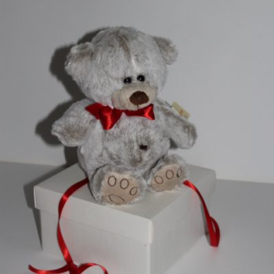 Orsetto peluche con fiocco Altezza cm. 34